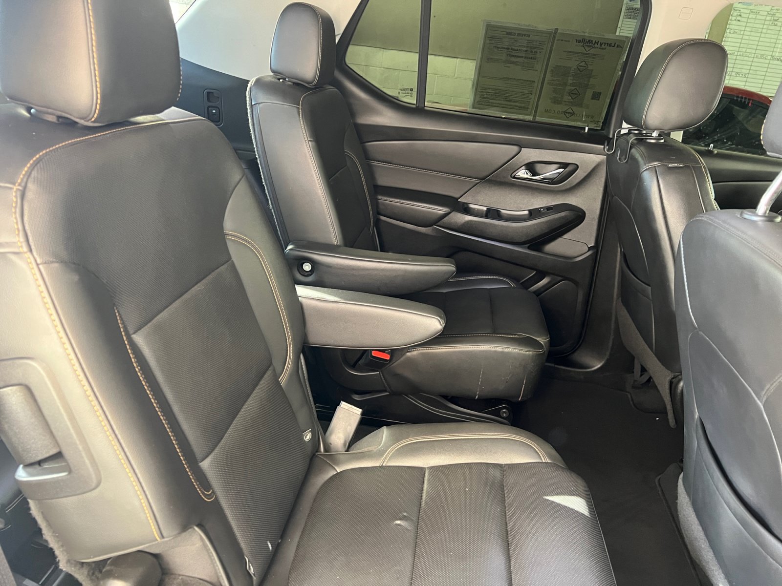 Used 2021 Chevrolet Traverse Premier w/ Redline Edition FWD image 29