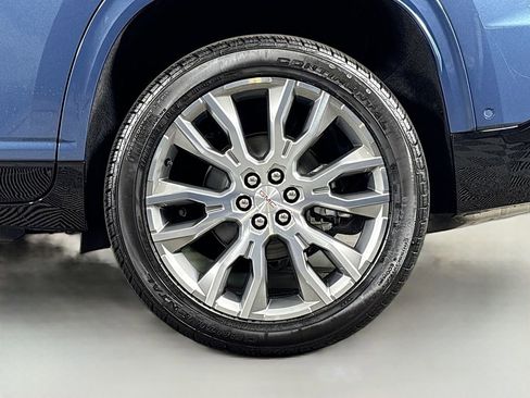 New 2026 GMC Acadia Denali w/ Super Cruise Package image 33