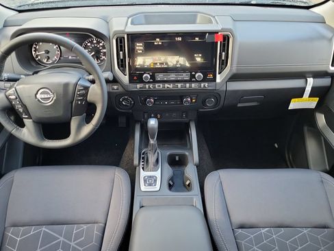 New 2026 Nissan Frontier SV w/ All-Weather Content Package AWD/4WD image 15
