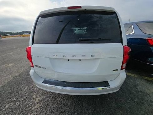 Used 2016 Dodge Grand Caravan SE w/ Quick Order Package 29E SE FWD image 6