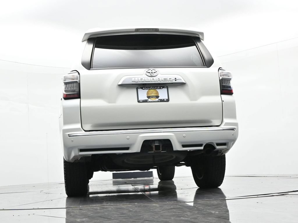 Used 2015 Toyota 4Runner Limited AWD/4WD image 21