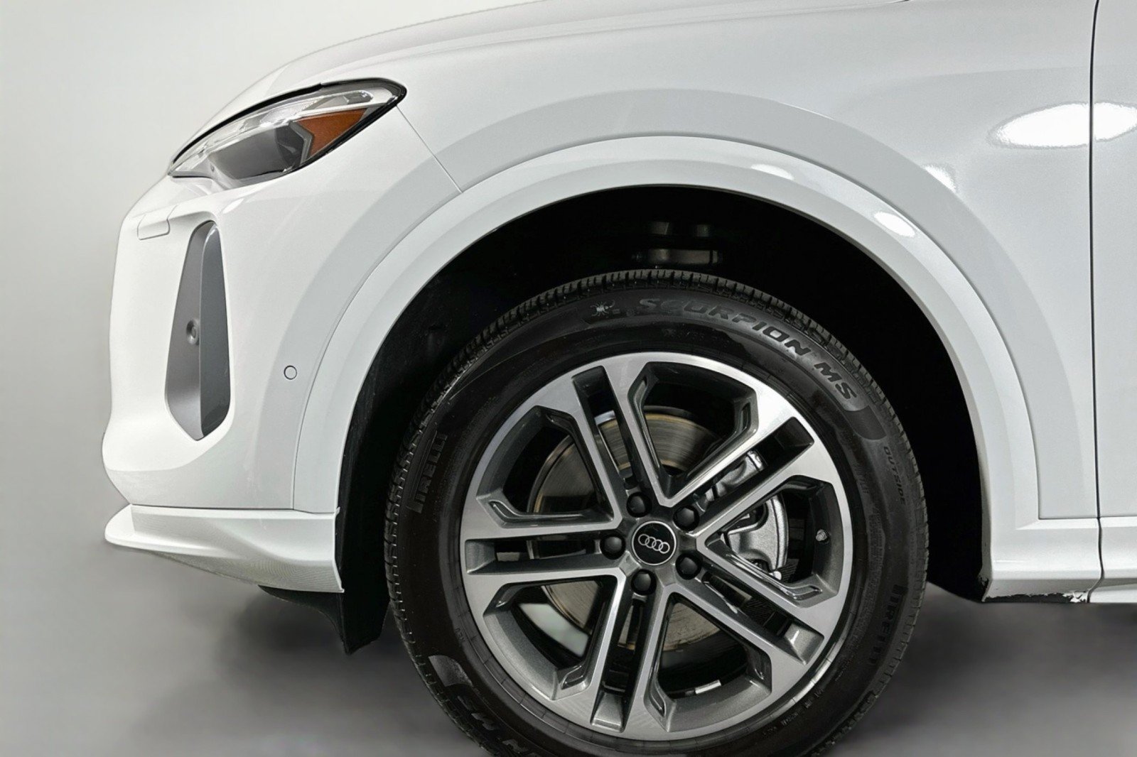 Used 2026 Audi Q5 Premium w/ Convenience Package AWD/4WD image 12