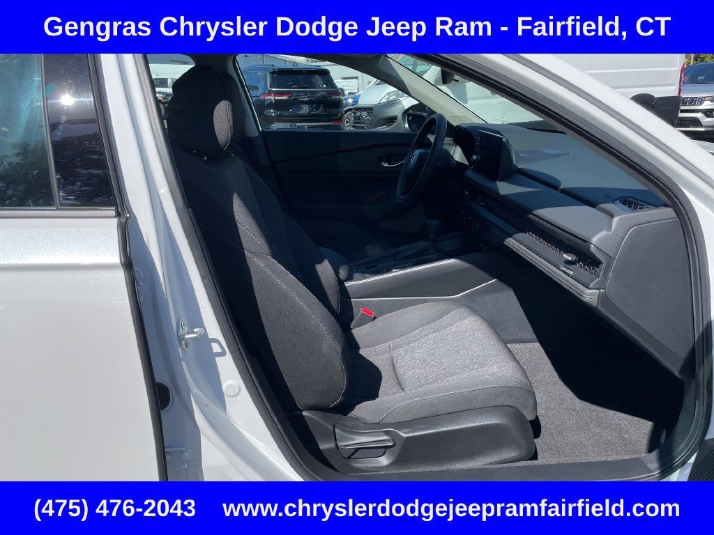 Used 2026 Honda Accord SE image 19