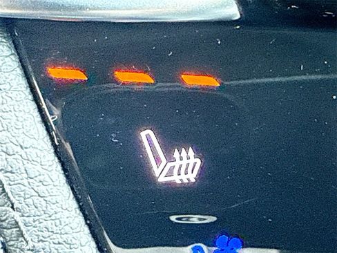 Used 2021 Cadillac XT6 Premium Luxury image 21