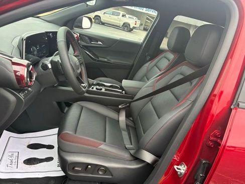 New 2026 Chevrolet Equinox RS w/ Convenience Package III FWD image 22