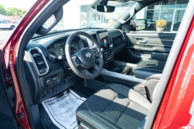 Used 2025 RAM 1500 Big Horn AWD/4WD image 17