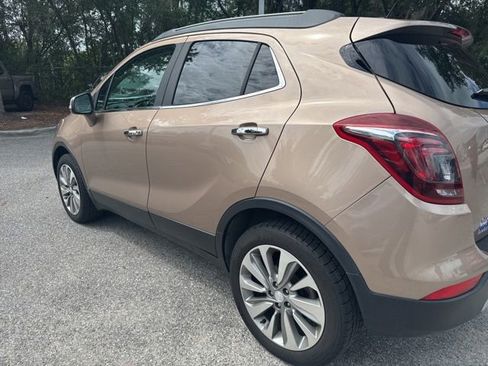 Used 2019 Buick Encore Preferred AWD/4WD image 3