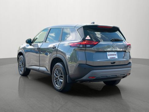 Used 2023 Nissan Rogue S AWD/4WD image 5