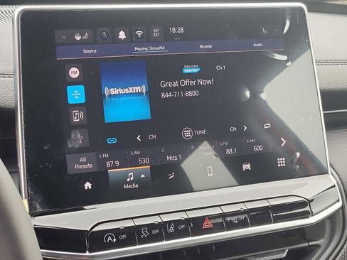 New 2026 Jeep Compass Limited image 12