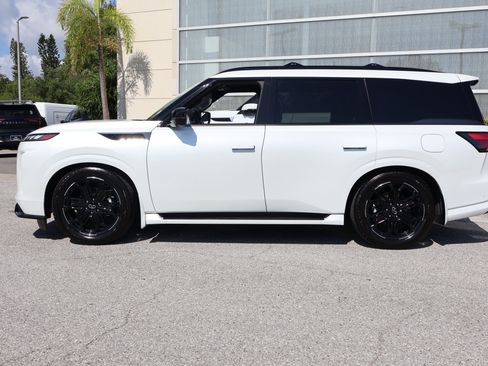 Certified 2026 INFINITI QX80 4WD image 6