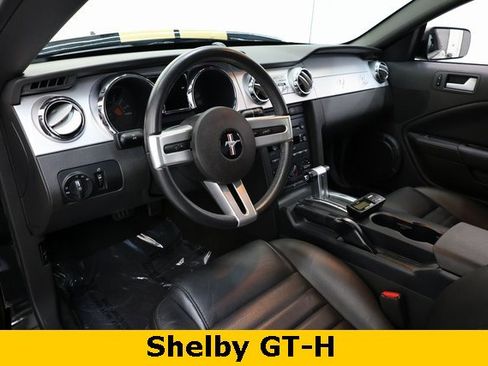 Used 2006 Ford Mustang GT image 11