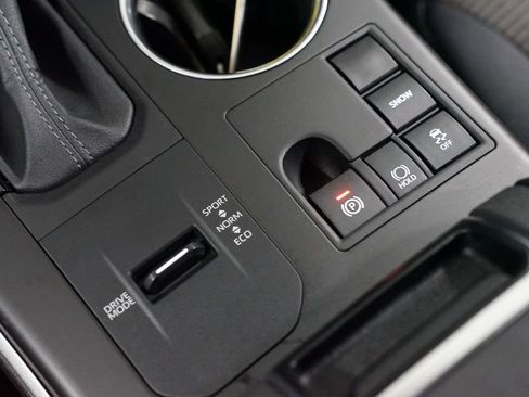 Certified 2024 Toyota Highlander LE image 23