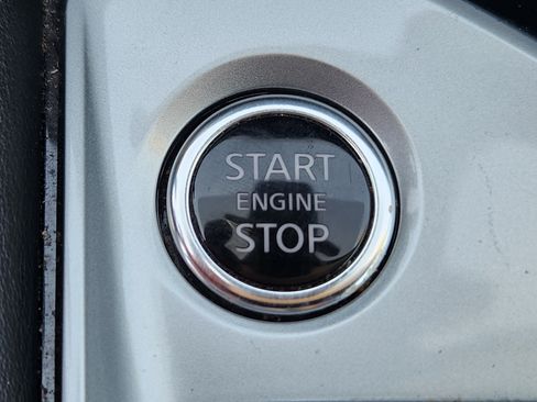 Used 2025 Nissan Altima 2.5 SR FWD image 15