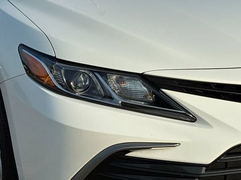 Used 2024 Toyota Camry LE FWD image 26