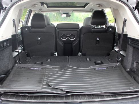 Used 2024 Acura MDX SH-AWD w/ Technology Package image 16