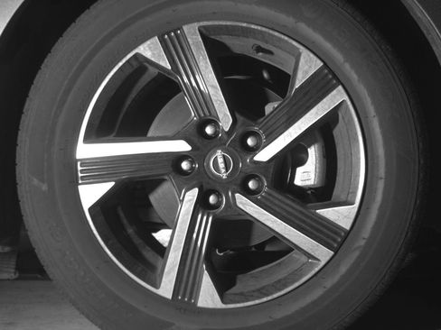 Used 2025 Nissan Sentra SV image 13