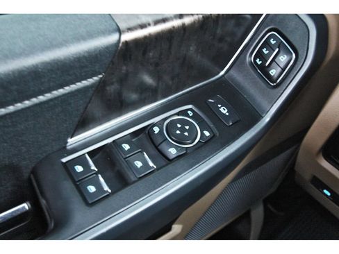 Used 2023 Ford F250 Lariat w/ Lariat Ultimate Package AWD/4WD image 21