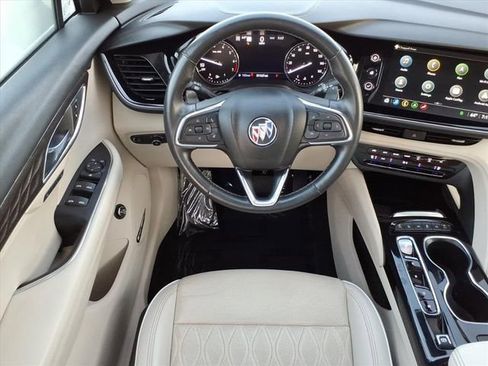 Used 2022 Buick Envision Avenir w/ Technology Package II image 20