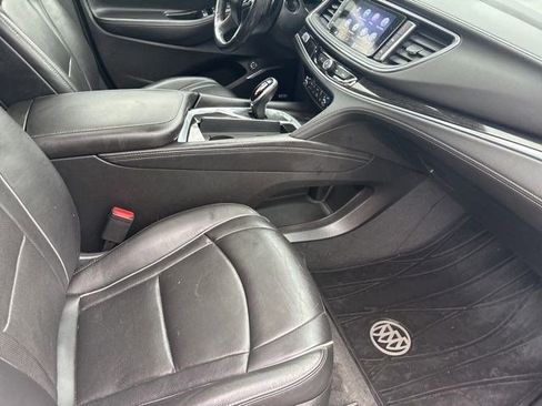Used 2020 Buick Enclave Avenir w/ Avenir Technology Package image 42