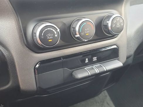 Used 2021 RAM 1500 Big Horn AWD/4WD image 29