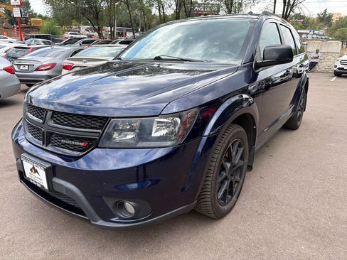 Used 2017 Dodge Journey SXT w/ Blacktop Package AWD/4WD image 3
