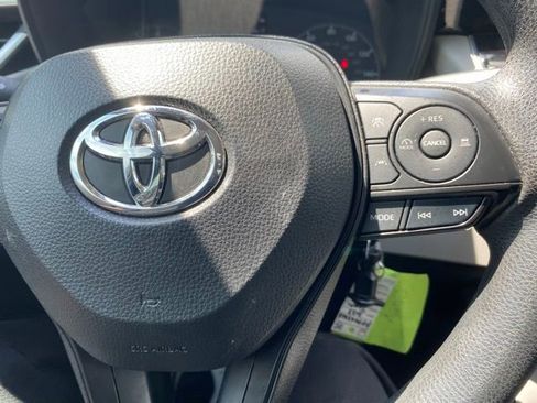Used 2023 Toyota Corolla LE FWD image 19