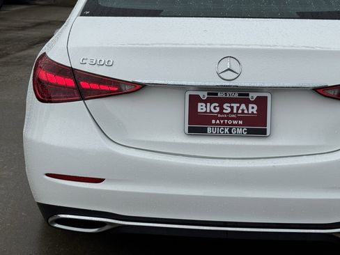 Used 2022 Mercedes-Benz C 300 Sedan image 11