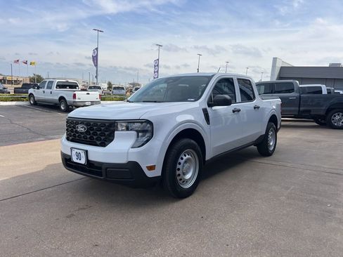 New 2026 Ford Maverick XL image 3