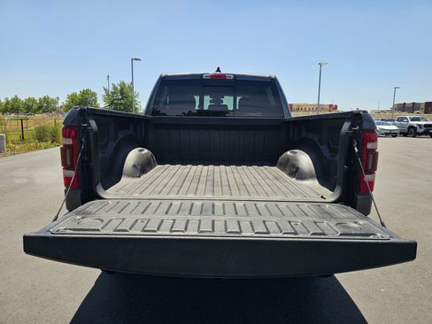 Used 2019 RAM 1500 Big Horn AWD/4WD image 14