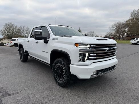 Used 2021 Chevrolet Silverado 2500 High Country image 9