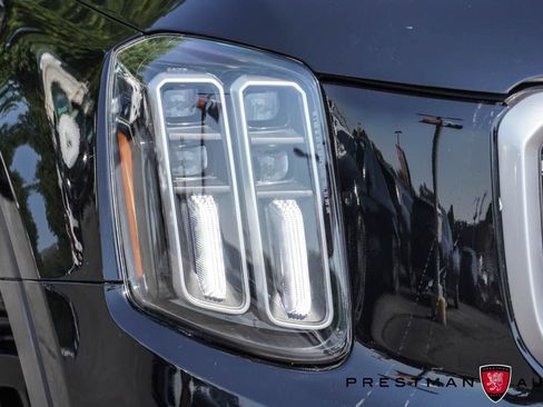 Used 2023 Kia Telluride SX Prestige X-Pro AWD/4WD image 6