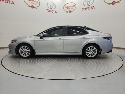 Used 2023 Toyota Camry LE image 5