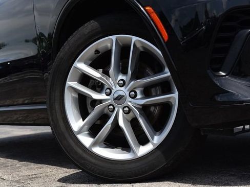 Used 2024 Dodge Durango GT AWD/4WD image 3