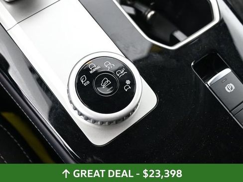 Used 2025 Mitsubishi Outlander ES image 26