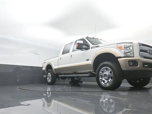 Used 2014 Ford F350 King Ranch w/ King Ranch w/Chrome Package image 17