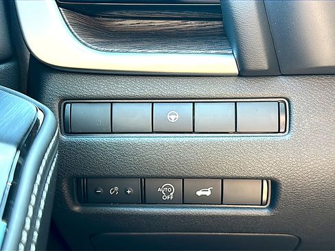 New 2026 Nissan Rogue Platinum AWD/4WD image 26