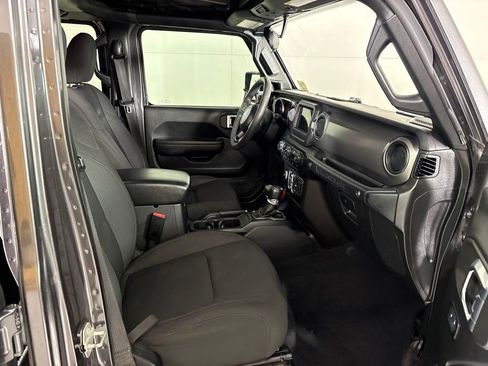Used 2023 Jeep Wrangler Unlimited Sport AWD/4WD image 14