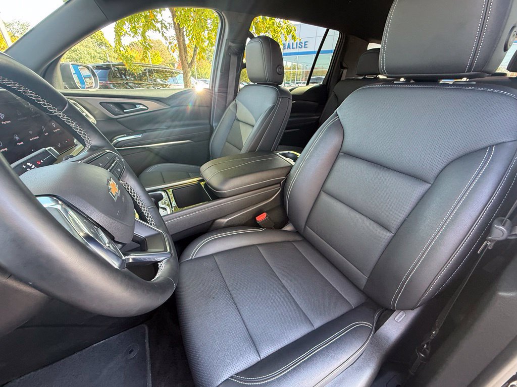 Used 2026 Chevrolet Traverse LT AWD/4WD image 26