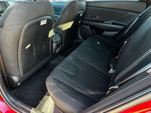 Used 2025 Hyundai Elantra Sport FWD image 28