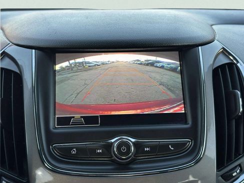 Used 2019 Chevrolet Cruze LT image 27