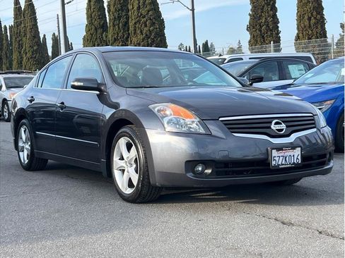 Used 2007 Nissan Altima 3.5 SE w/ XM Premium Pkg image 3
