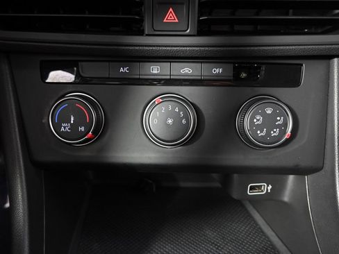 Used 2019 Volkswagen Jetta S w/ Driver Assistance Package image 30