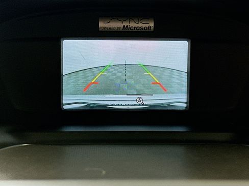 Used 2015 Ford Escape SE FWD image 21