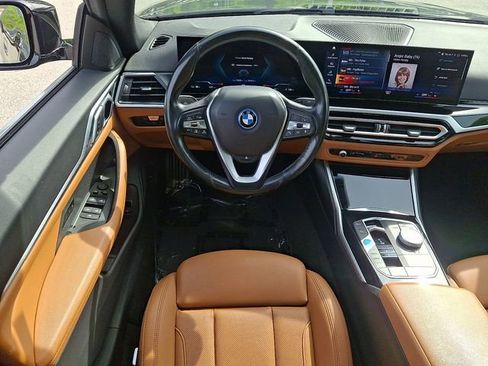 Used 2023 BMW i4 eDrive35 RWD image 13