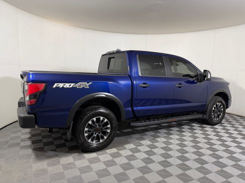 Used 2024 Nissan Titan PRO-4X w/ Pro-4x Convenience Package AWD/4WD image 7