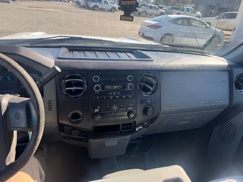 Used 2013 Ford F250 XL w/ PWR Equipment Group image 12