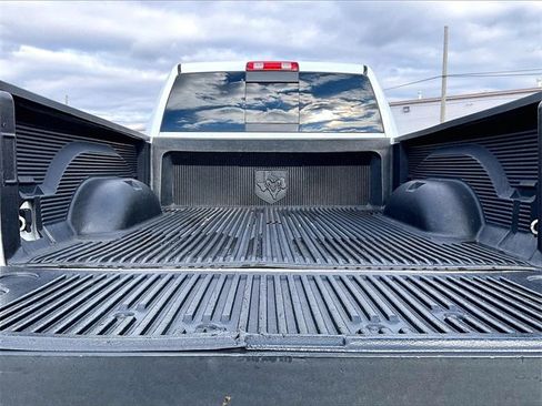 Used 2015 RAM 2500 Laramie w/ Convenience Group image 24