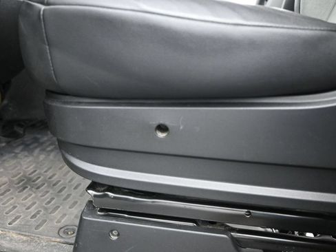 Used 2025 RAM ProMaster 2500 w/ Convenience Group FWD image 10