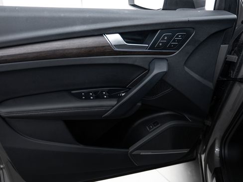 Certified 2023 Audi Q5 2.0T Premium Plus w/ Premium Plus Package image 13