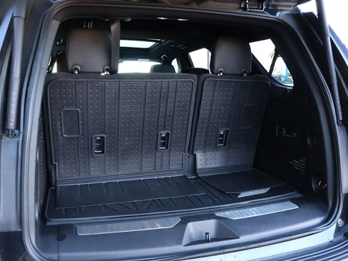 Used 2023 Chevrolet Tahoe RST w/ Luxury Package image 27